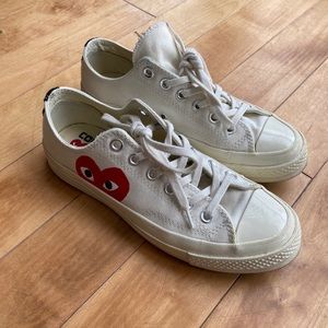 Comme de garçons PLAY x Converse Chuck Taylor